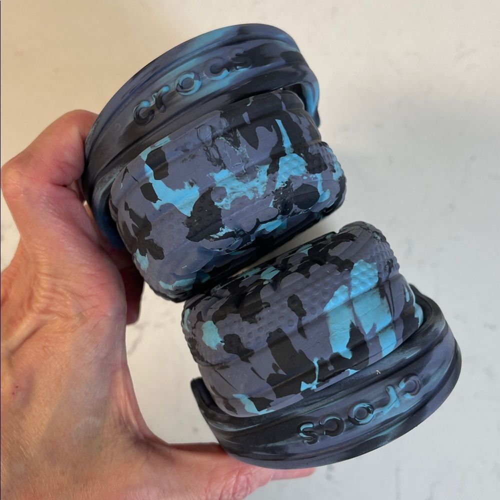 KIDS' CROCS LITTLE KID CLASSIC MARBLED 2 CLOGS Blue Swirl Clog Shoes Size 13 - Picture 6 of 17